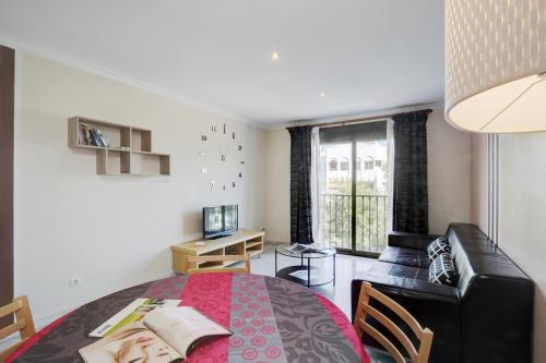 Sanpedro Apartamentos Marbella Сан-Педро-де-Алькантара Экстерьер фото